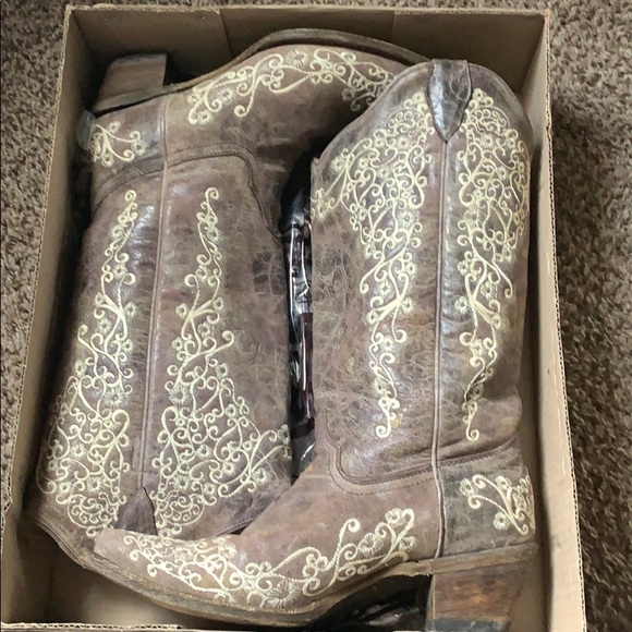 Shoes - Corral Boots